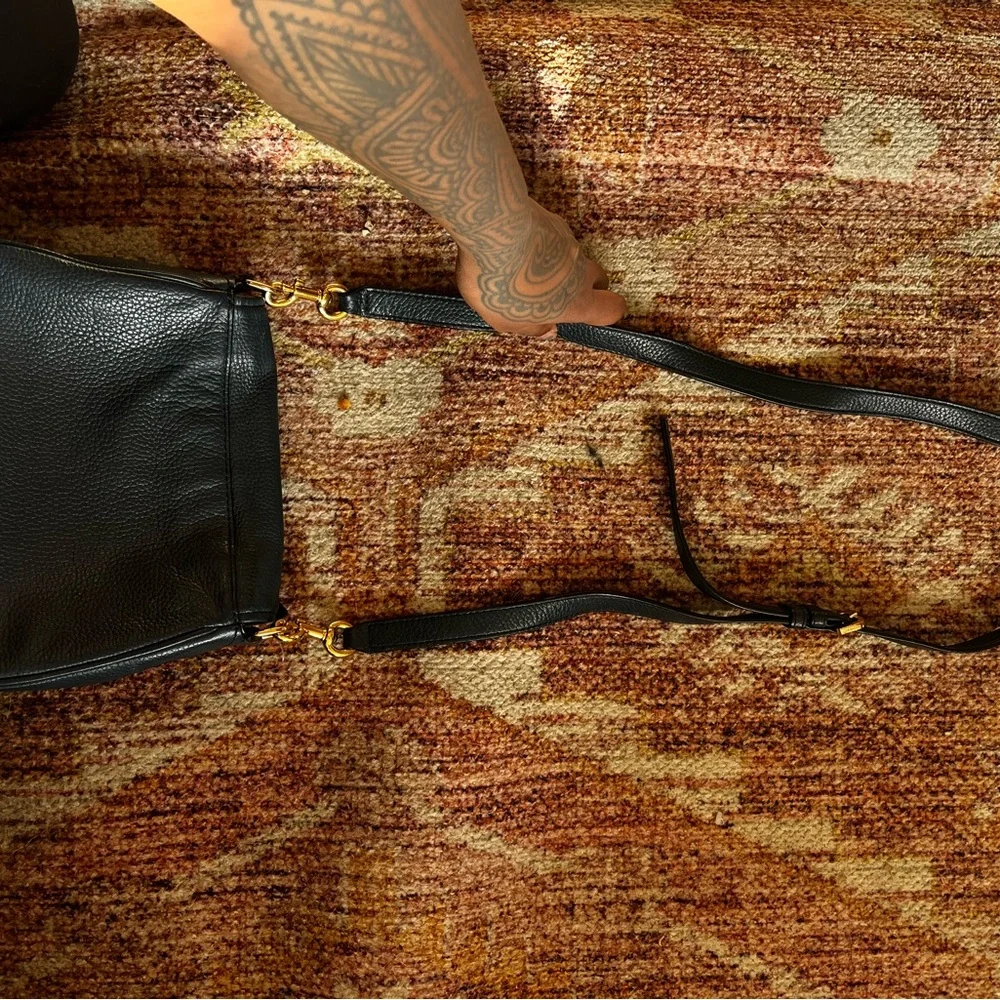 Marc Jacobs Navy Textured Leather Bag - Picture 7 of 7